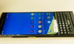 Breaking: BlackBerry Venice Android hands-on pictures leaking