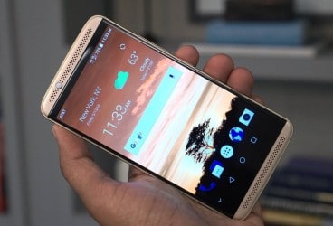 ZTE Axon 7 vs Huawei Honor 8 : 4GB RAM, best camera phone