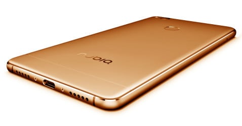 Lenovo Phab Plus vs ZTE Zmax Pro