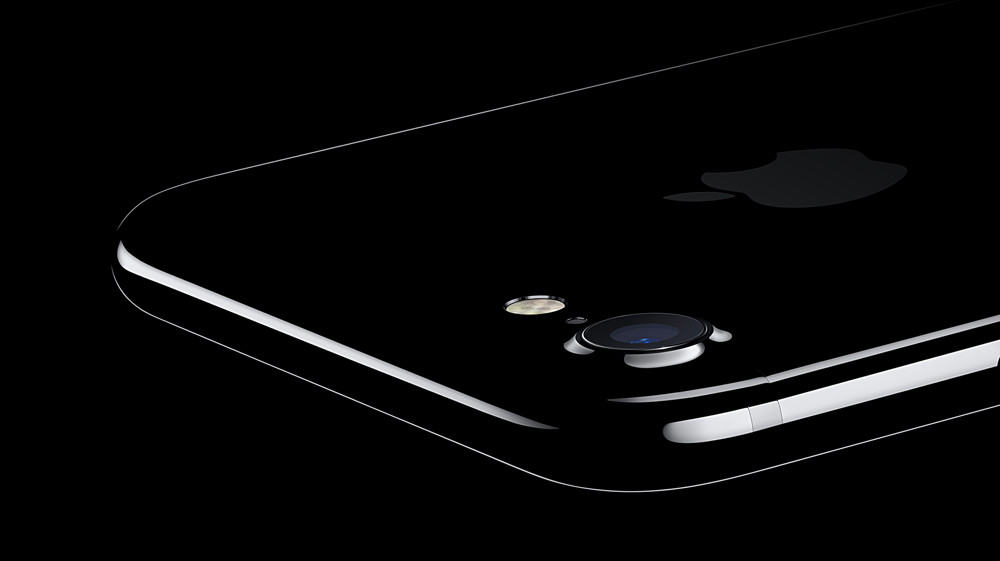 iPhone-7-Jet-Black-Camera