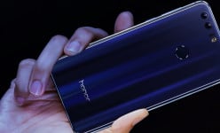 Latest blue color phones: 4GB RAM, Snapdragon 820 and…