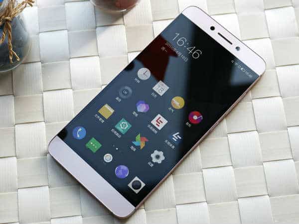 top display smartphones