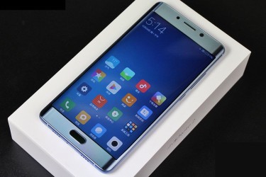 Xiaomi-Mi-Note-2-phone-1