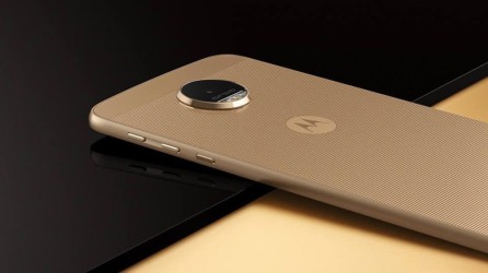 Moto Z2 Force vs Moto Z2 Play